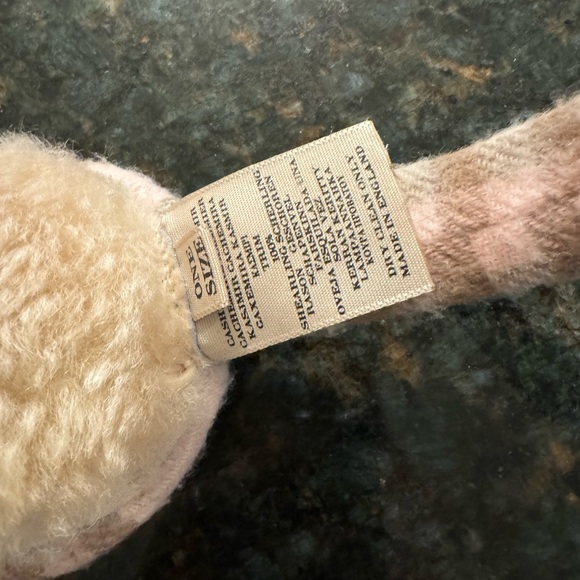 Burberry London Earmuff size Medium - Picture 6 of 9